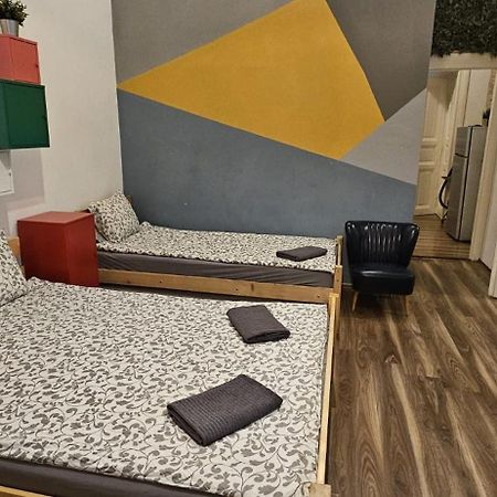Cheerful And Cozy 2 Bedrooms 2 Bathrooms Apartment With Top Location Budapest Bagian luar foto