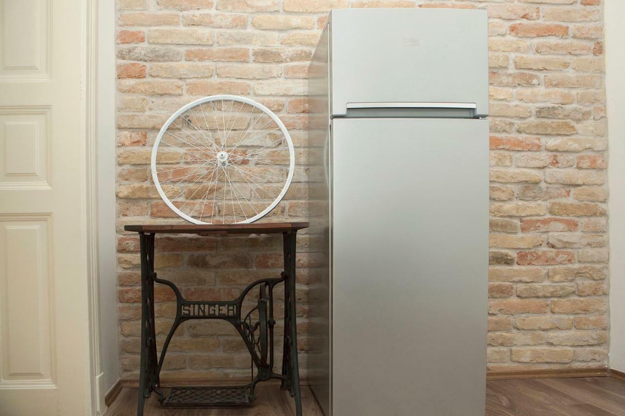 Cheerful And Cozy 2 Bedrooms 2 Bathrooms Apartment With Top Location Budapest Bagian luar foto